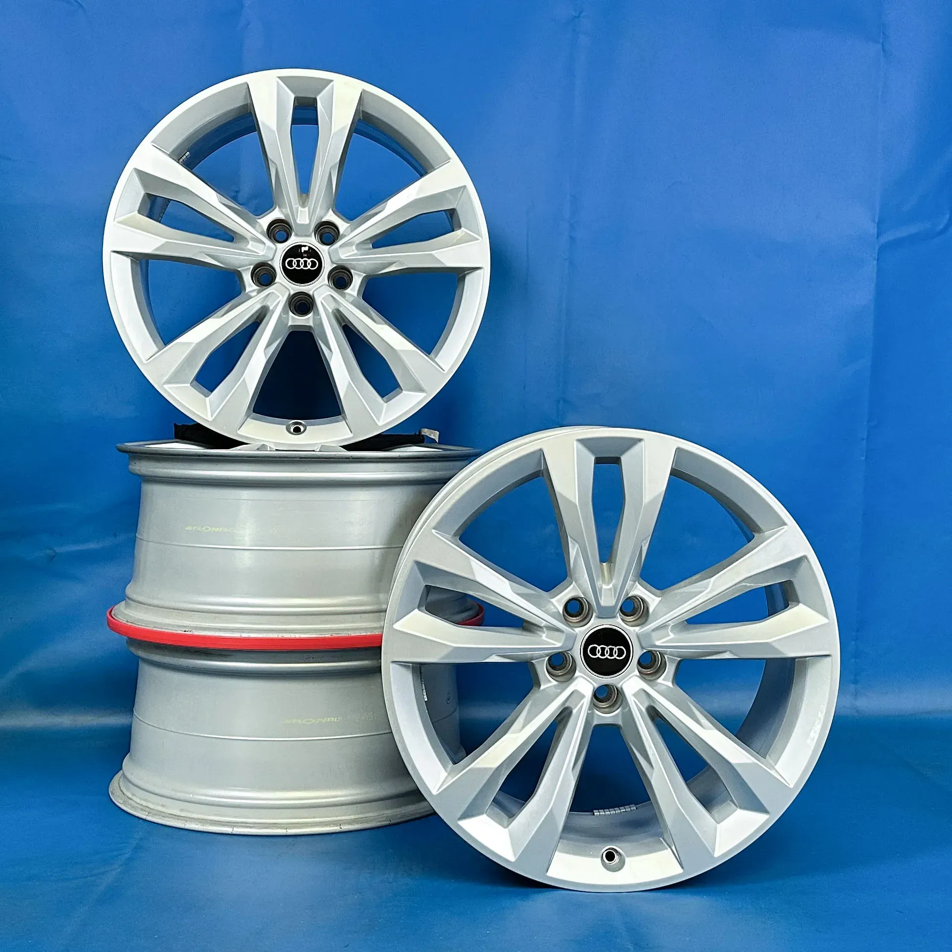 19 Zoll Audi Q7 4M Alufelgen 4M0601025CH Felgen 8.5J x 19 ET23 Original - Bild 1