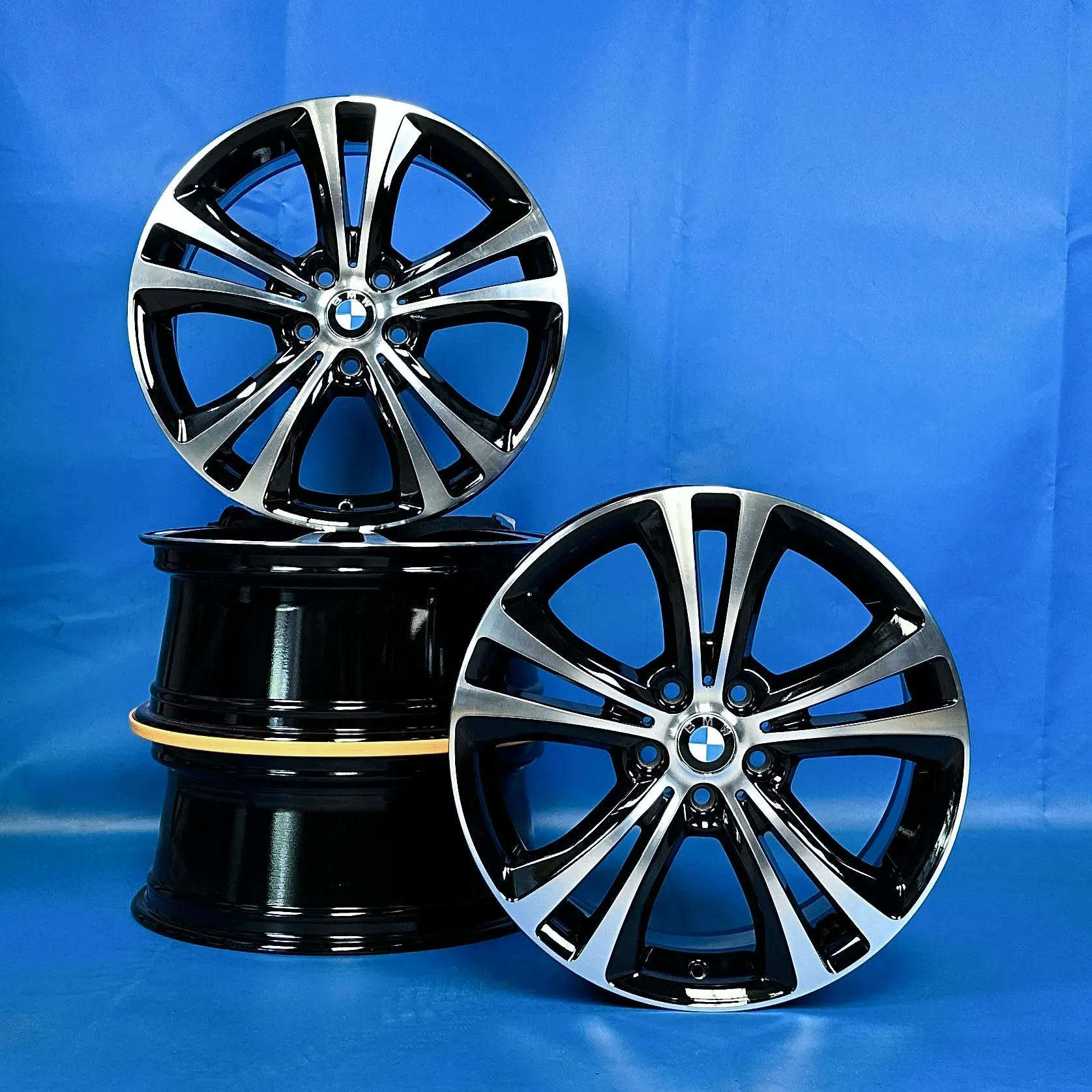 18 Zoll BMW X1 F48 X2 F39 Doppelspeiche 568 Alufelgen 6856069 Original - Bild 1