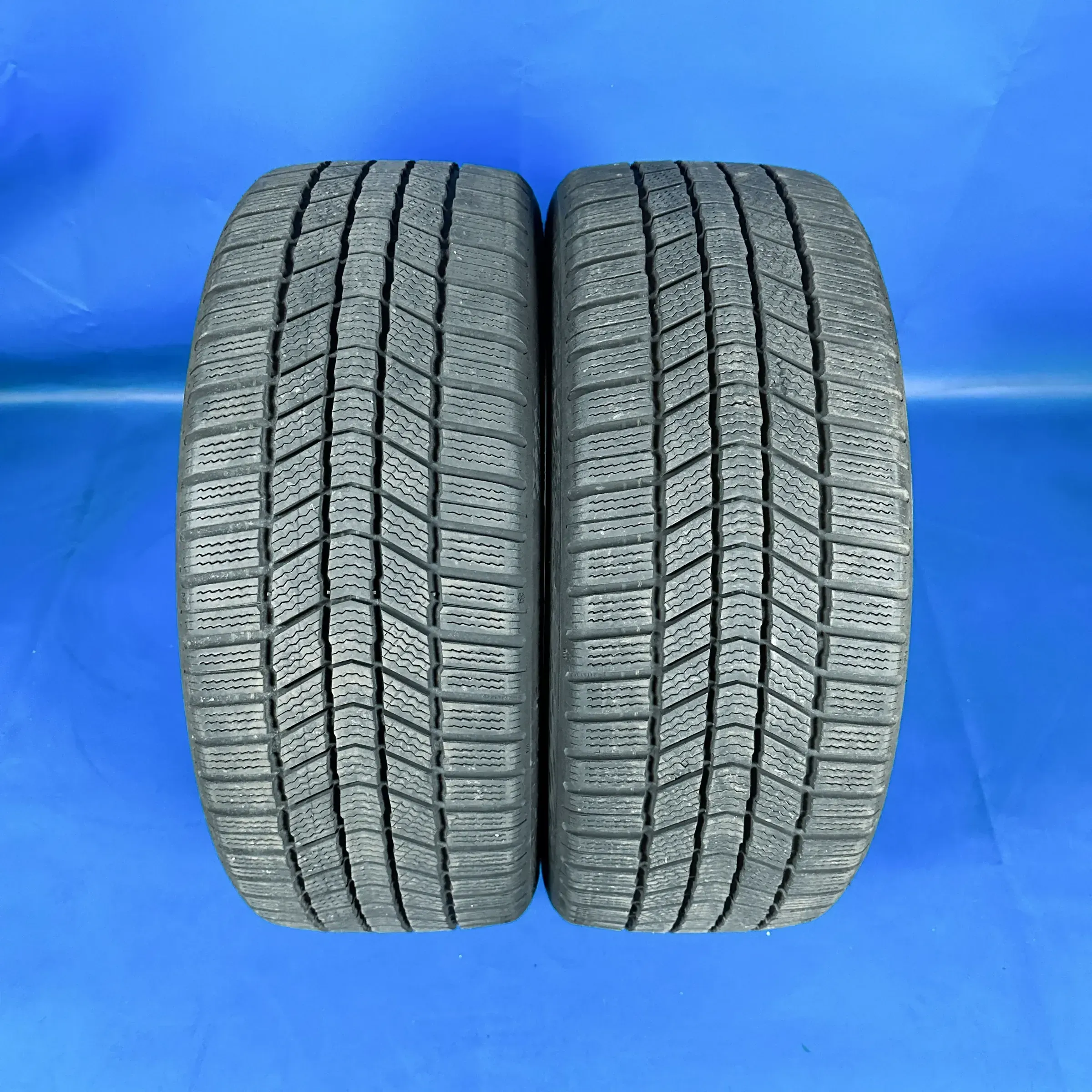 2x Winterreifen 225 40 R19 93V Continental WinterContact 8 S DOT 24 - Bild 1